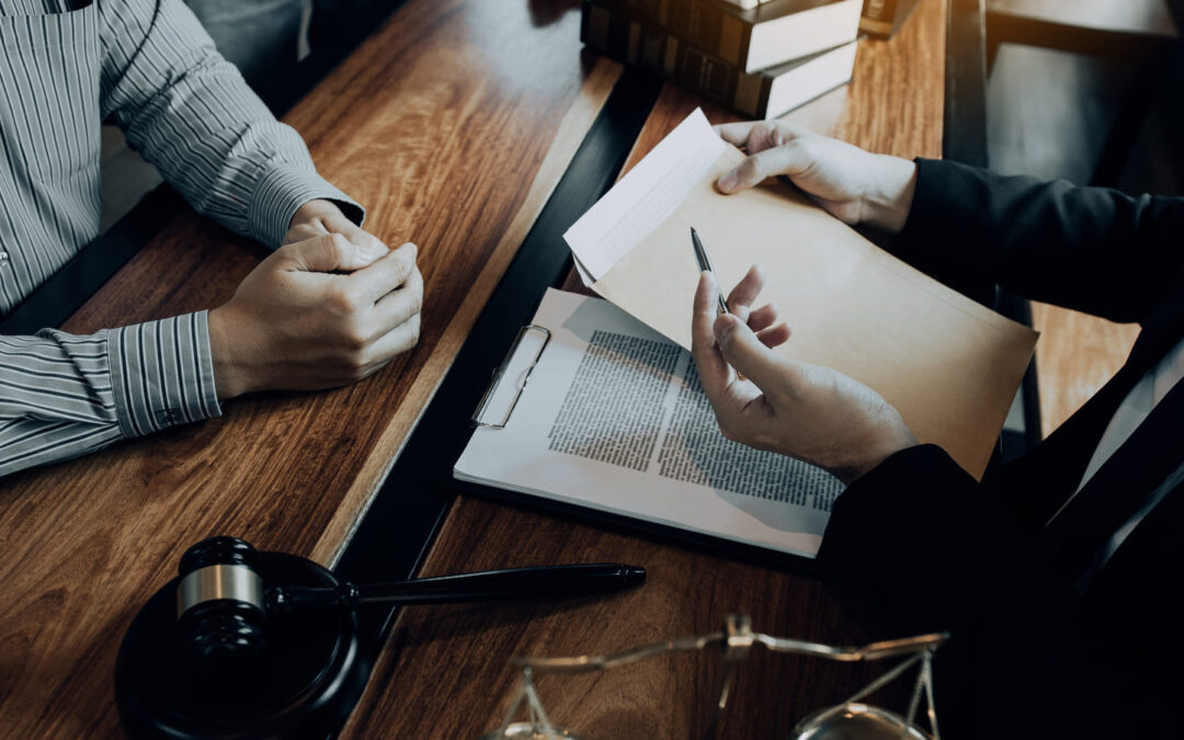 Postępowanie dowodowe w sądzie – kluczowe zasady i rola materiału dowodowego